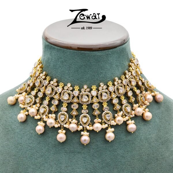 Gold Necklaces Design 069