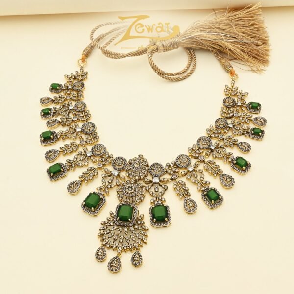 Gold Necklaces Design 071